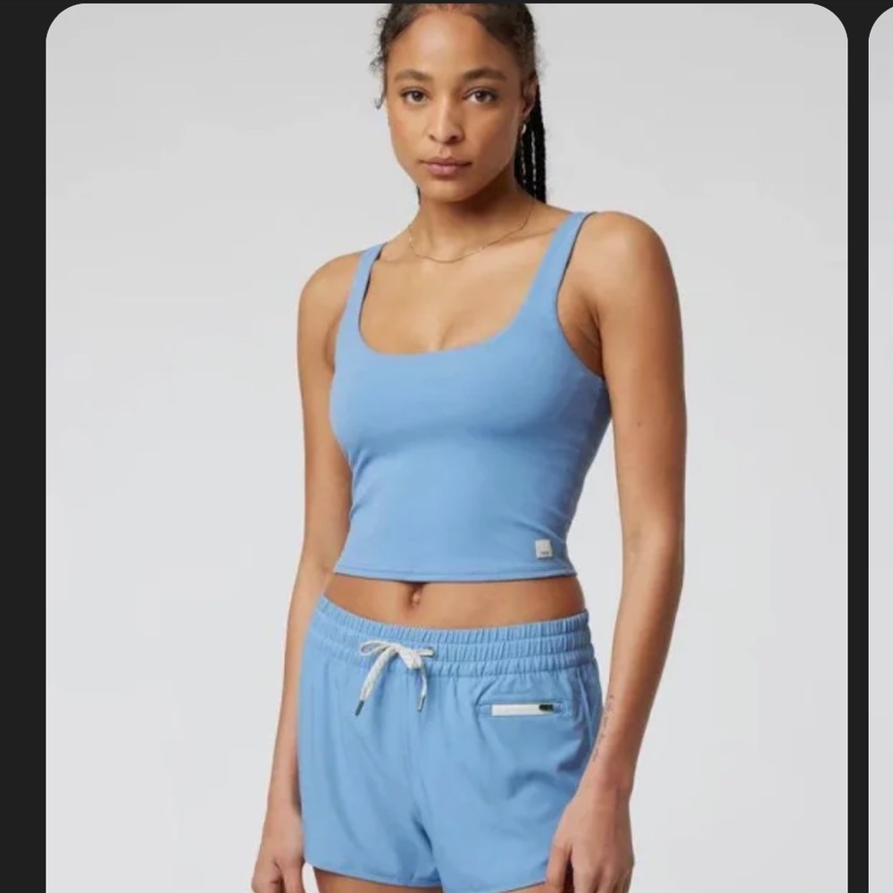 Vuori NWT clementine short 2.0 Isle Blue size small 🩵